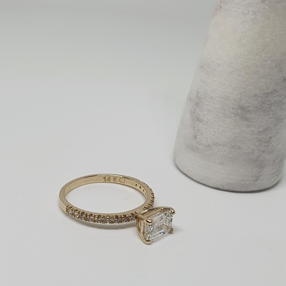 1.01 Ct East-West Emerald Lab Grown Diamond Ring - Picture 11 of 13